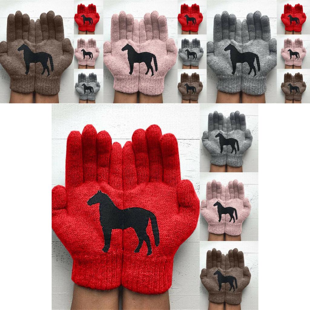 Stylish Women's Cute Horse Gloves Featuring Cozy Full Finger Design For Winter Activities