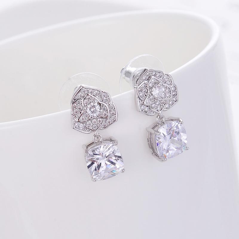 Серьги-гвоздики Rose Small Fragrant Camellia, серьги с микроинкрустацией цирконием, изысканные и яркие украшения для женщин