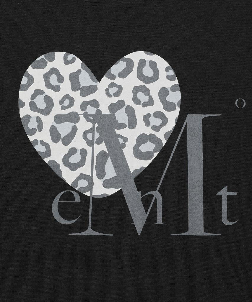 Mucent Sierra Leopard Heart Sweatshirt Unisex (2 Colors)