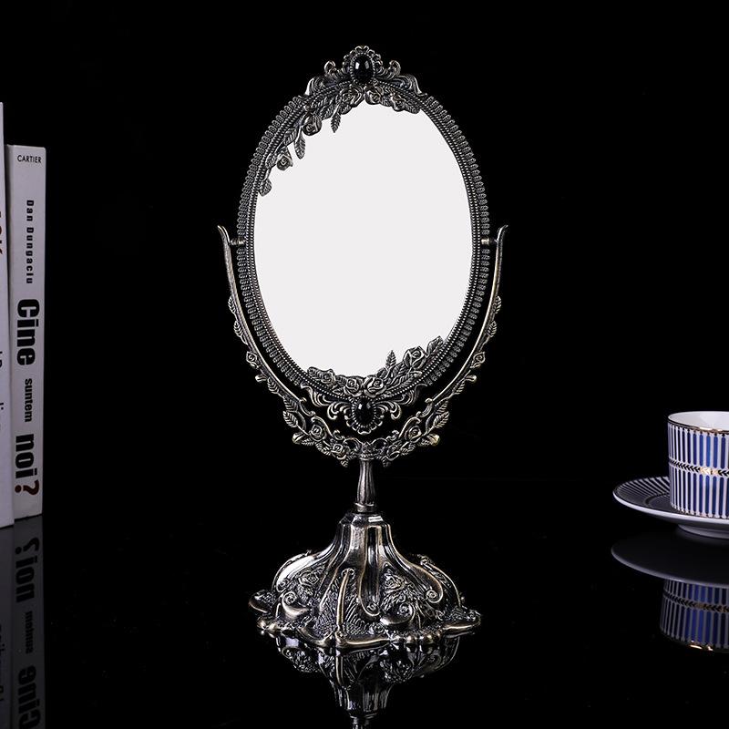 Vintage Metal Double Sided Makeup Mirror HD Beauty Mirror Dressing Table Desktop Decoration Exquisite Embossed Carving Glass Art