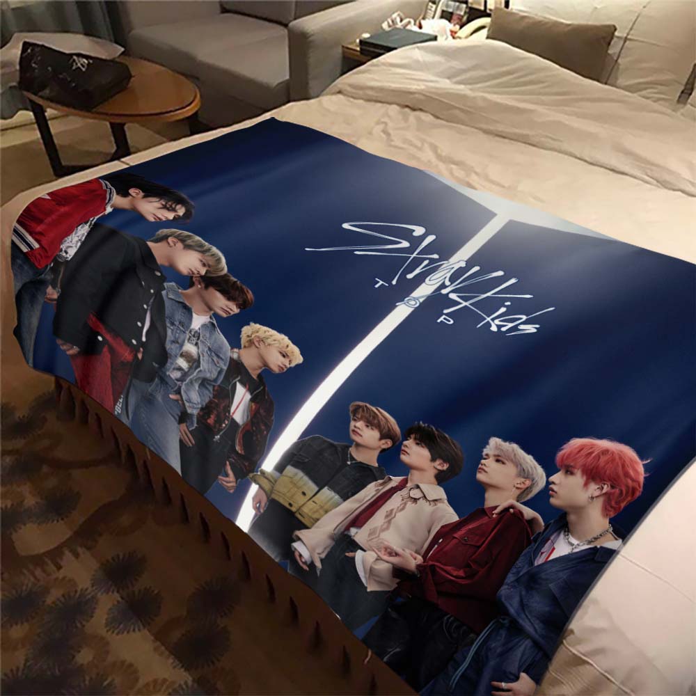 Stray Kids Blanket Soft Sofa Cover Kpop Singer Throw Blanket Flannel Blanket Lightweight Warm Bed Blankets for Bedroom Couch