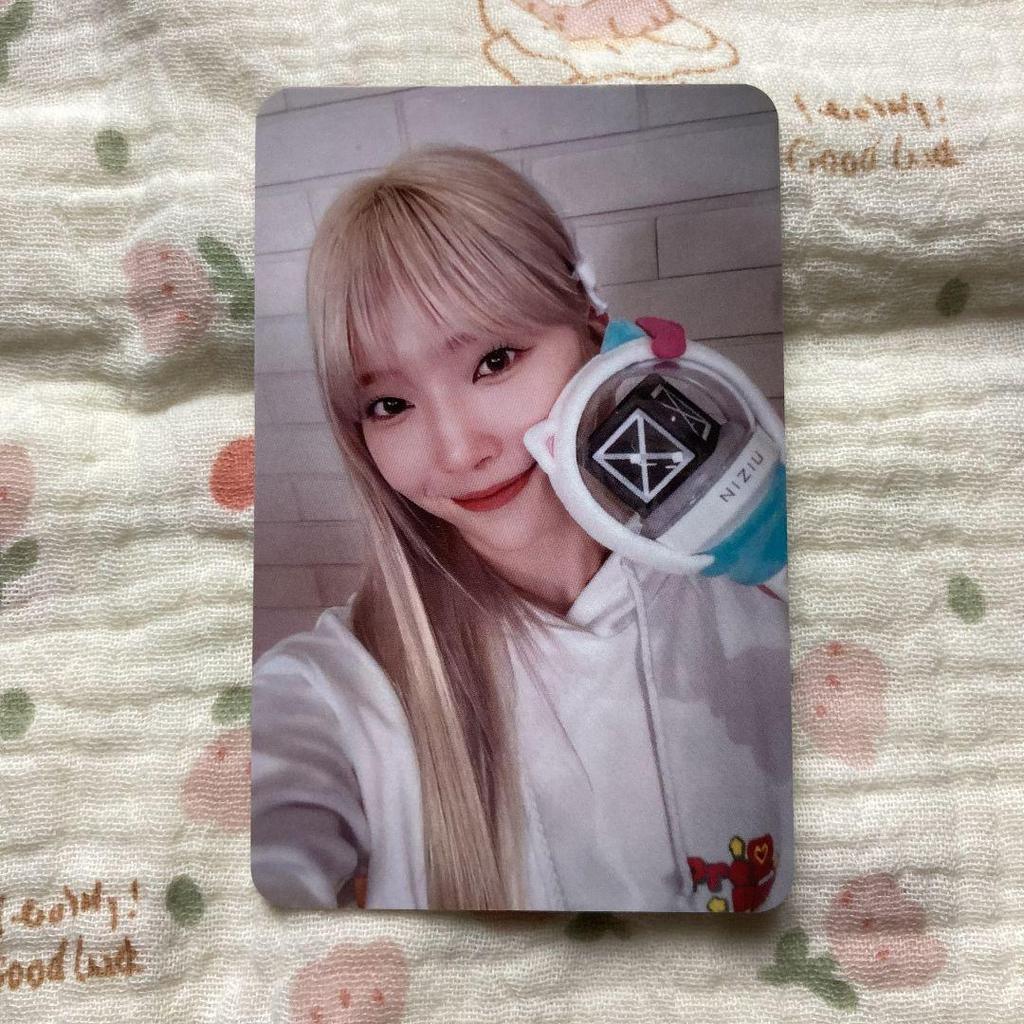 [USED] Mayuka 2nd Week NiziU Limited PressPlay Sanoku Trading Card