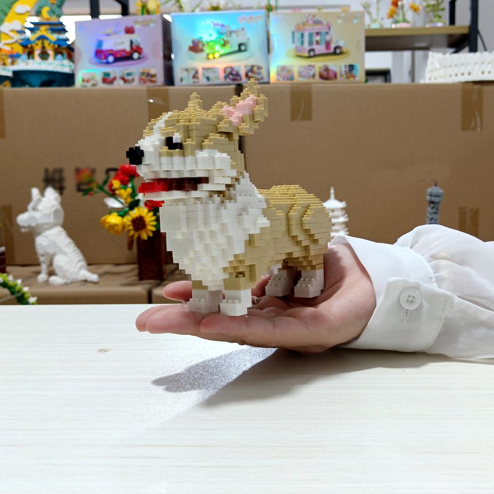 Adorable Corgi Shaped Building Block Set,DIY Dog Model Toys for Kids and Adults Construction Play, Collectible Pet Themed Bricks