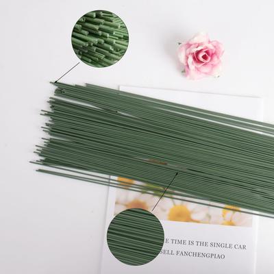 100 Stück 15,75 Zoll Grüner Kunststoffbeschichteter Blumendraht für DIY Blumenarrangements, Herstellung künstlicher Blumen und Metallstiel-Basteln