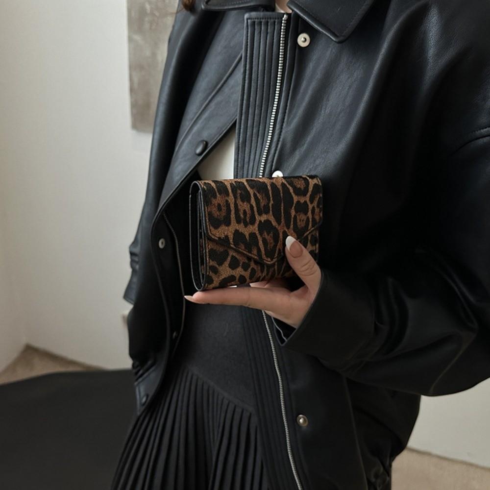 Korean Style Leopard Short Wallet PU Leather Coin Purse Portable Envelope Clutch Bag  Female