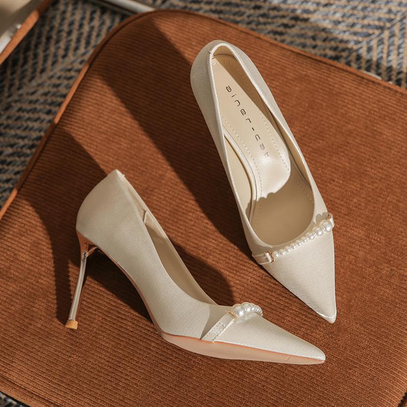 83113 high-heeled wedding shoes women's 2025 new pointed bridal shoes French pearl bridesmaid shoes stiletto shoes