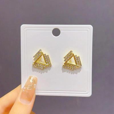 Orecchino a perno triangolare cavo interamente in strass di cristallo per donna dolce nuovo semplice moda festa gioielli da matrimonio