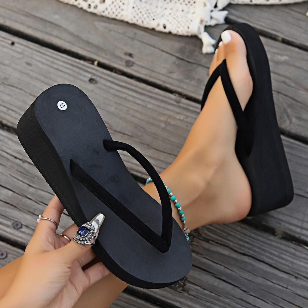 Large size popular Korean version of flip-flops women's slope heel casual cool slippers women's summer black pinch foot thick bottom sand