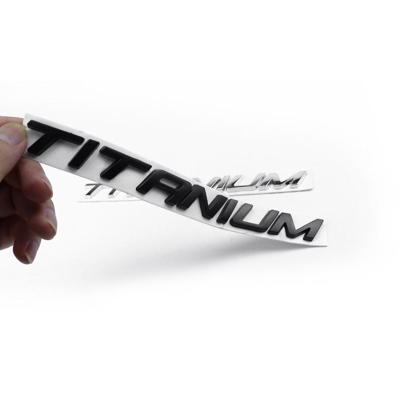 Auto 3D Metall TITAN Buchstabe Stamm Körper Abzeichen Emblem Aufkleber Aufkleber für Ford Mondeo Mkv Kuga Ecosport Focus