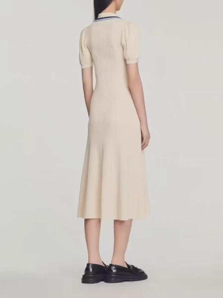 Jesienno-zimowa sukienka z dzianiny z klapami - Haftowana długa spódnica z elegancją i stylem