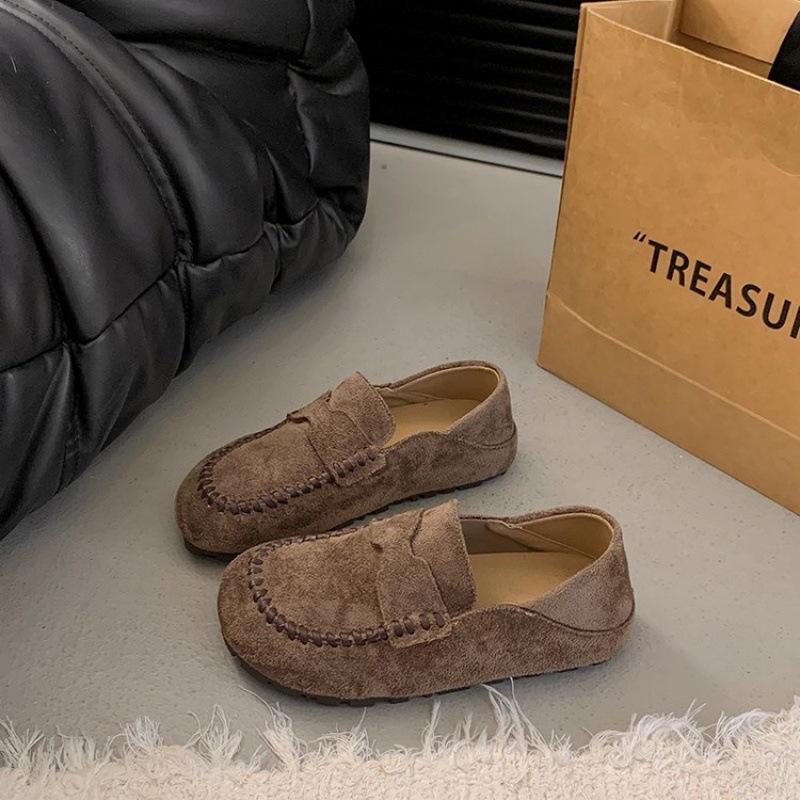

Thick-soled soft-soled feet step on two women s shoes 2025 autumn new fashion non-slip loafers casual versatile Doudou shoes 40 хаки