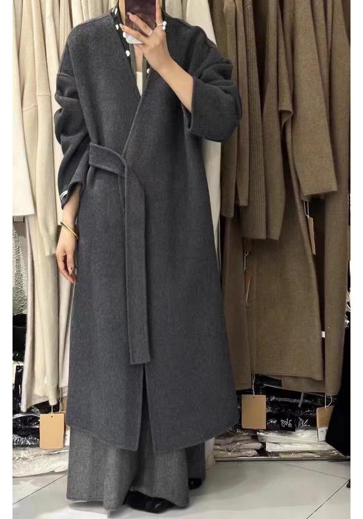 2025 V-neck Double-sided Wool Coat with Flowing Ribbon - Women's Autumn/Winter Design