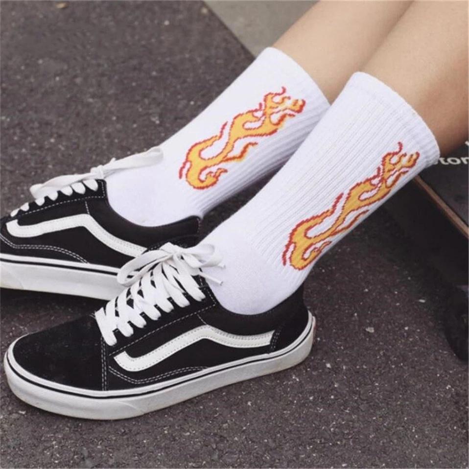 1 Pair Women Fashion Hip Hop Skateboard Long Socks Creative Fun Colorful Flame Printed Sox Unisex Street Couple Socks Wholesale