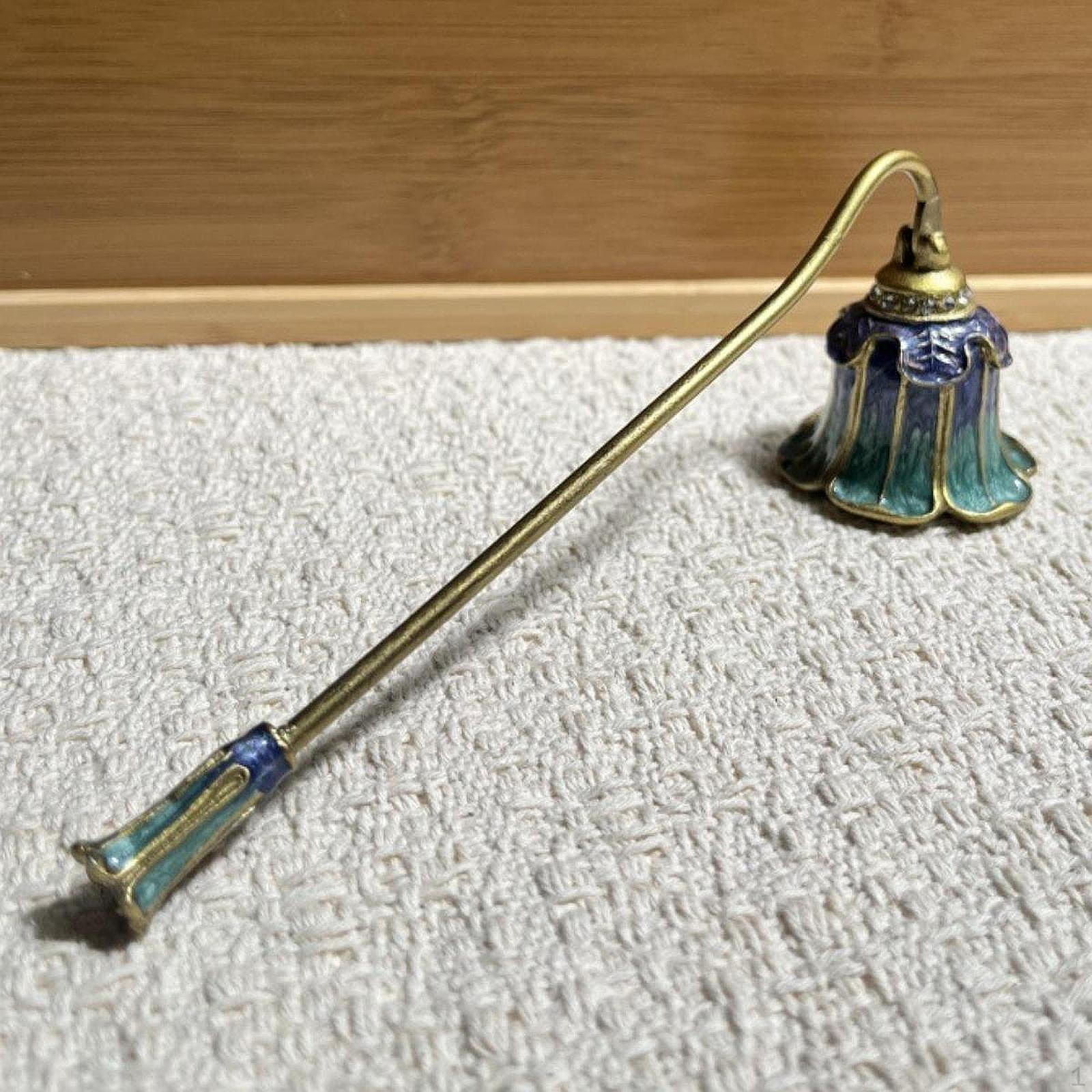 

Candle Snuffers Wick Flames