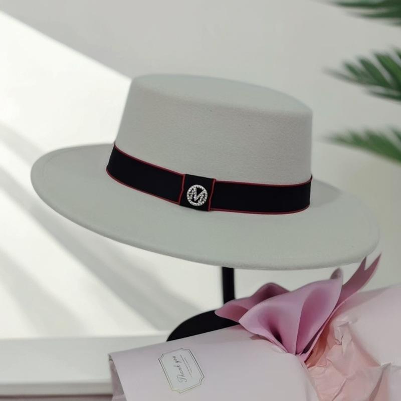 Retro woolen flat hat female autumn and winter French temperament socialite M standard top hat fashionable flat-brimmed jazz hat self-operated