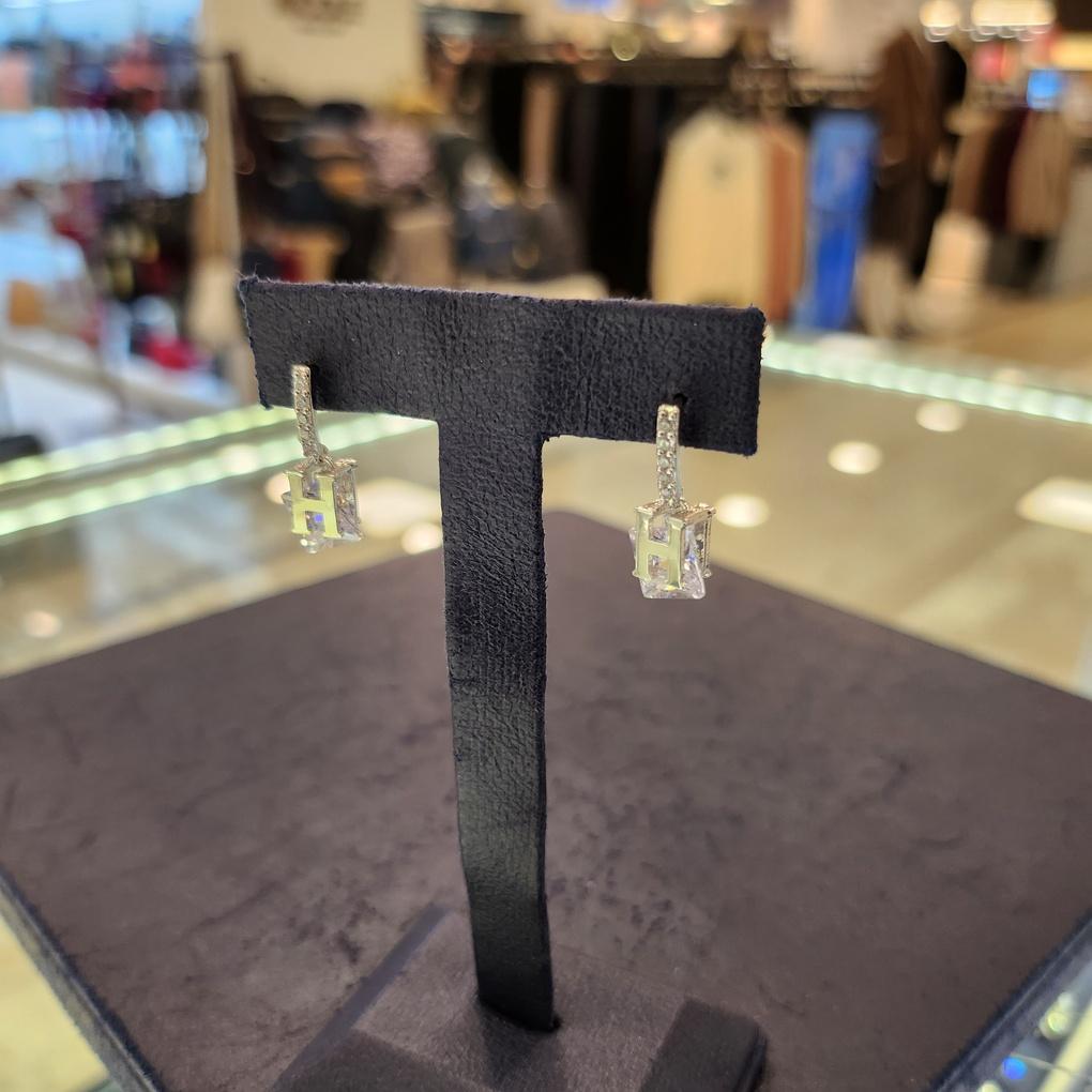 ARTRIA H Square Cubic E Crystal Earrings AlJTOERDG0012WHF