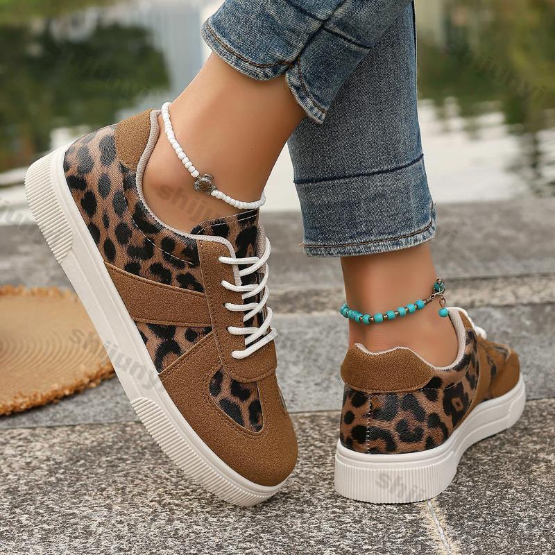 Fashion Women Fashion Leopard Flat Sneakers Lightweight Lace-up Non Slip Running Shoes Female Casual Soft Sole Single Shoes Plus Size 42