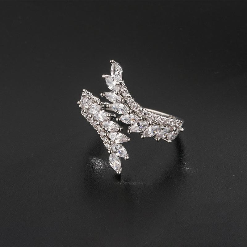 Ring Damen Trend Mikro-Eingelegter Farbiger Zirkonium Lebendig Öffnender Ring Kreativer Geometrischer Ring