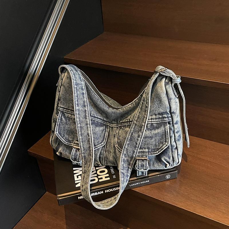 Premium niche multi-pocket summer denim Korean locomotive carry retro bag women's oblique feeling new tote bag