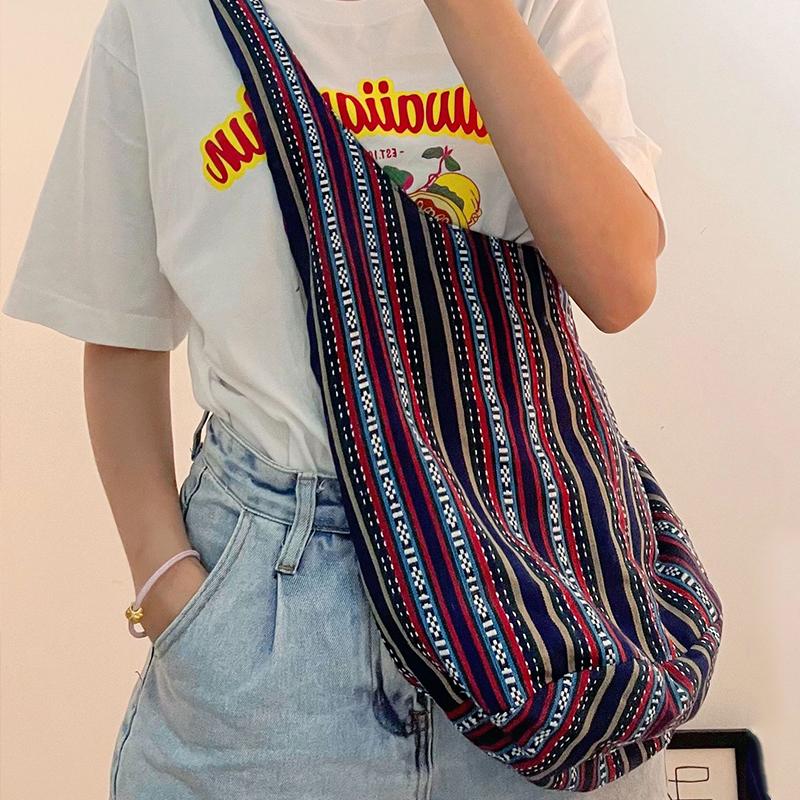Kontrastfarben bedruckte Böhmischer Ethno-Stil Große Kapazität Minimalistische Damen Schulter-Umhängetasche