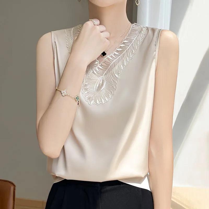 Women's Champagne Camisole Elegant V-Neck Sleeveless Lace Trim Silk-Like Top
