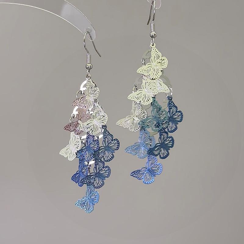 Light Luxury Flower Pattern Tassel Earrings: Niche Design with High-End Versatile Appeal