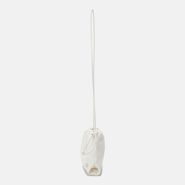 Descente Women'S Drawstring Crossbody Bag Ivory (Sq322Ubg77)