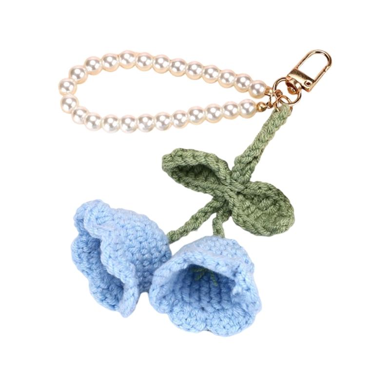 

Handmade Flower Crochet Keychain with Pearls Soft Yarn Texture Fashion Key Holder Suitable for Bags and Keys Decorating синий