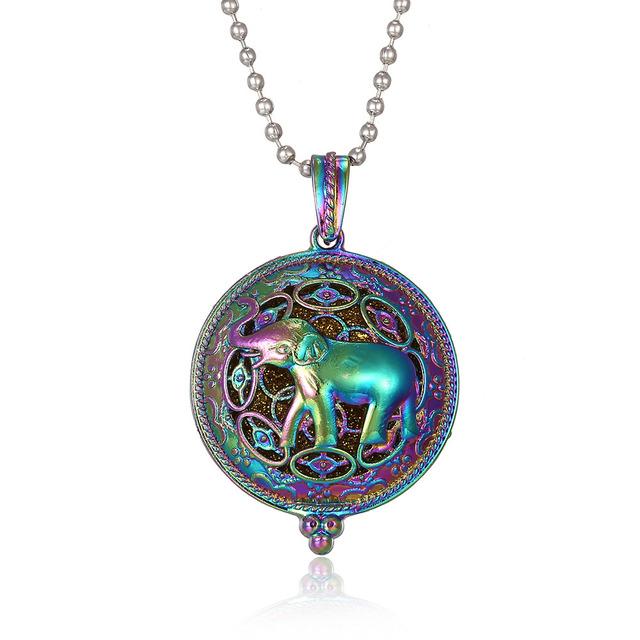 2pcs New Colorful Aromatherapy Necklace Vintage Flower Butterfly Tree Owl Essential Oil Diffuser Necklace Perfume Lockets Pendants