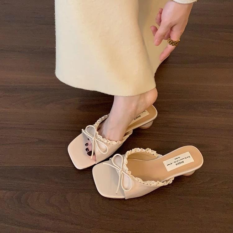 French thick heel slippers fairy shoes wear 2025 new summer skirt lace bow sandals