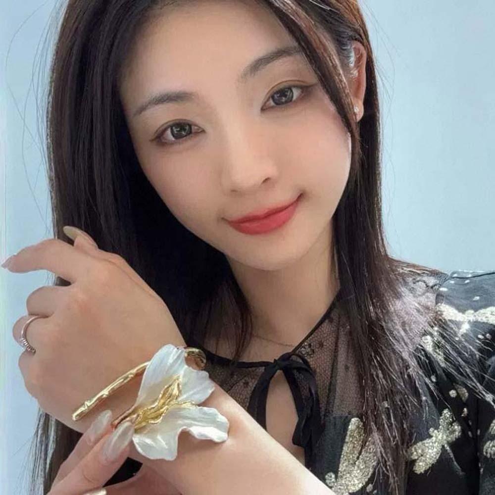 Armlet Tulip Bangle Exaggerated Metal Flower Bracelet Golden and White Bangle Mother's Day Gift