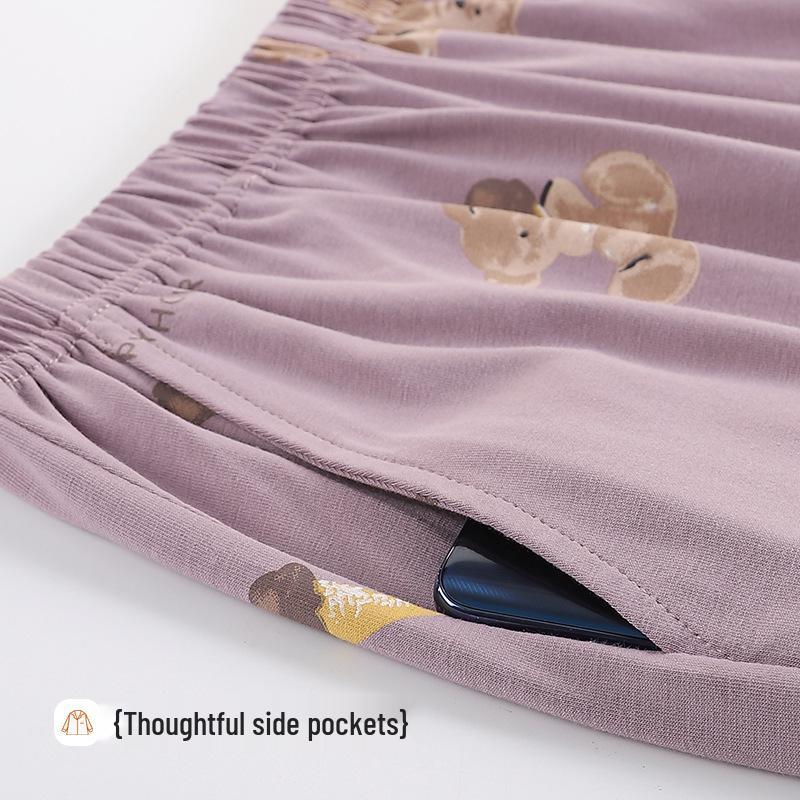 Damen Schlafanzugset aus bedruckter Baumwolle - Langärmeliges Oberteil mit Rundhalsausschnitt & Hose für drinnen oder draußen