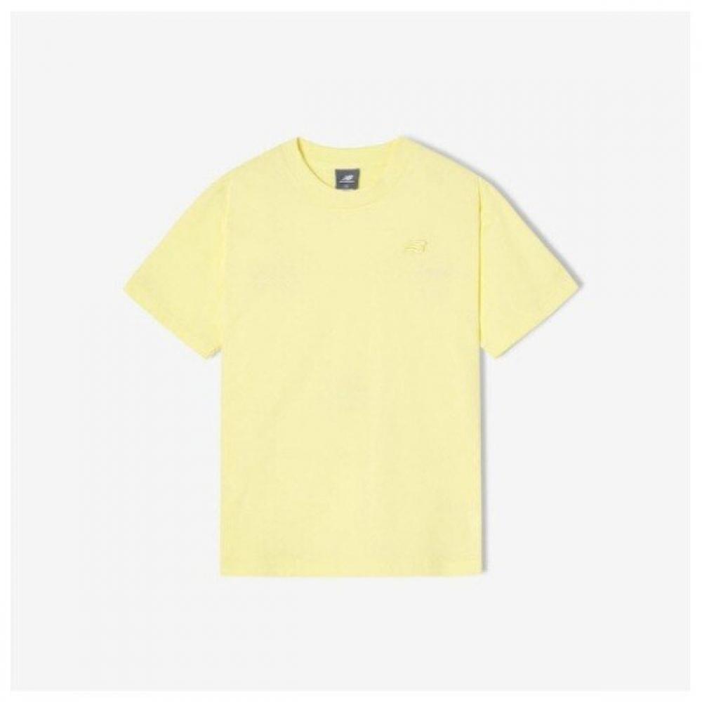 

New Balance ESSenTial Small Logo T ShirT Lqj Nbnef2v312 31 S Yellow series/90