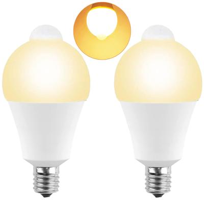 FYHART E17 LED Λαμπτήρας με Αισθητήρα Κίνησης, Βάση E17, 7W (60W Ισοδύναμο), 800LM, Αυτόματη Ενεργοποίηση/Απενεργοποίηση, για Μπάνια, Κλιμακοστάσια, Διαδρόμους και Εισόδους