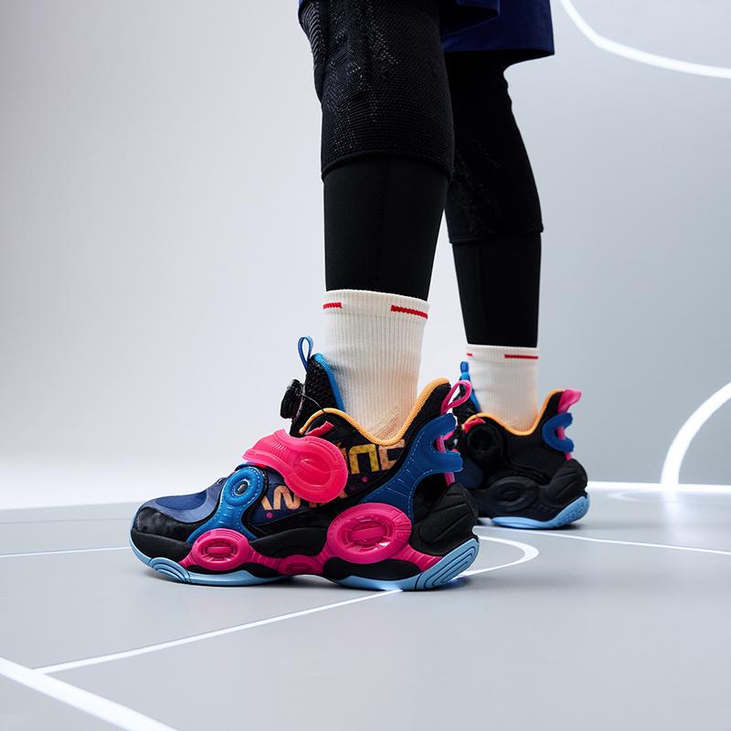 Anta Kids Irregular 2 Mid Basketball Shoes Kids Basketball Shoes Black Blue Pink 312231115-10