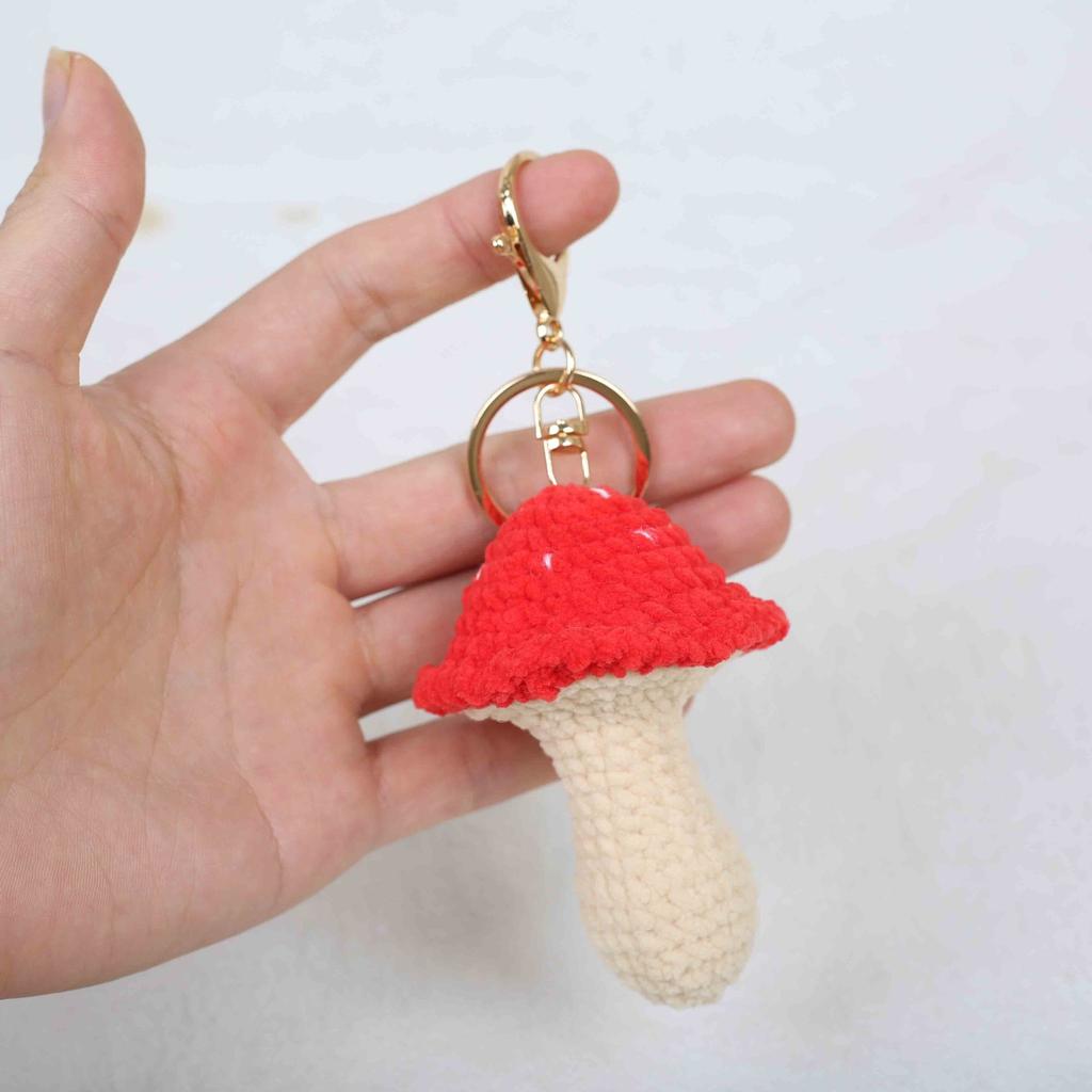 Einzigartige Pilz-Serie Häkel-Schlüsselanhänger Zufällige Farbverlauf-Farbe Pilz-Schlüsselanhänger Für Taschenanhänger Gestrickter Pilz-Schlüsselanhänger Individuell
