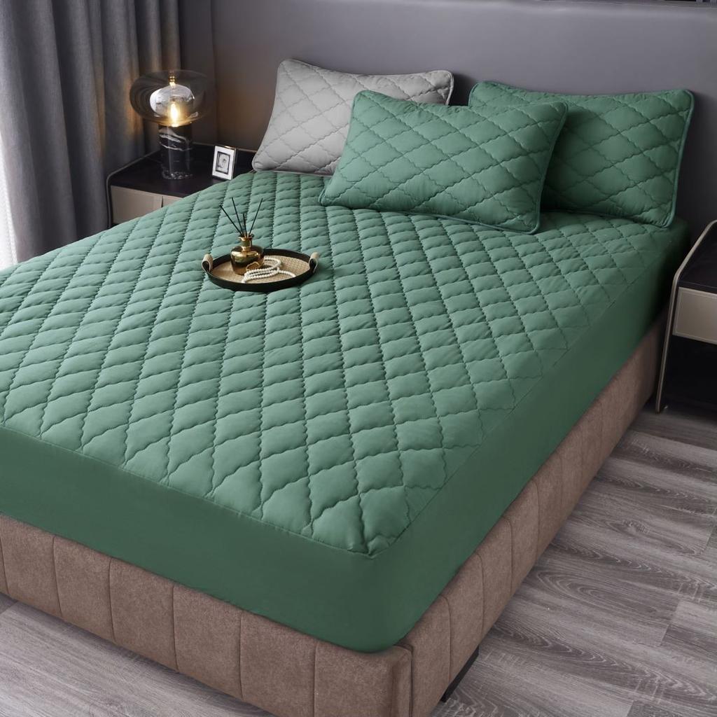 100% Waterproof Mattress Protector Thicken Bed Cover Bedsheet Waterproof Bed Sheet Skin-friendly