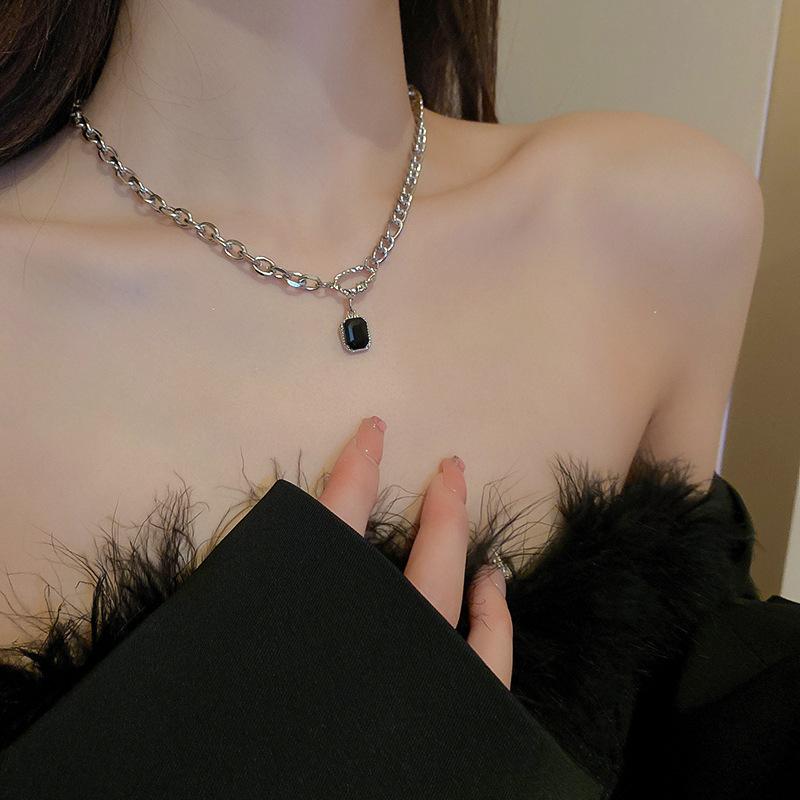 Korean super flash diamond bow tassel necklace fashion personality collarbone chain necklace women