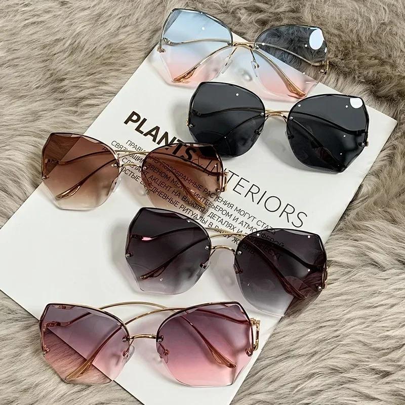 Irregular Round Sunglases Women Brand Designer Gradient Fashion Sun Glasses Female Rimless Metal Curved Temples