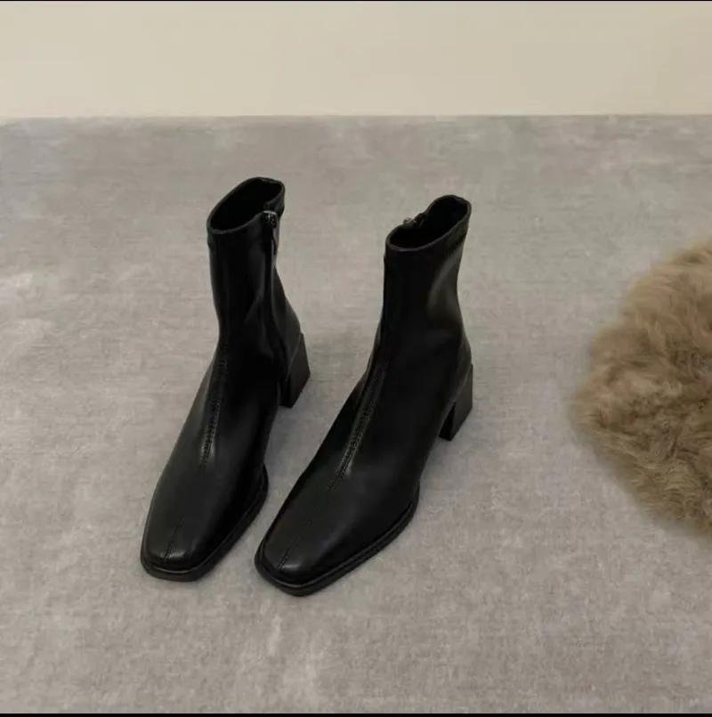 Moda 2024 Otoño Invierno Diseño de Moda Tacón Bota al Tobillo Punta Cuadrada Cremallera Botas Casuales para Dama Zapatos Cuero Suave Bota Corta