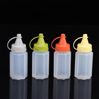 1Set Gewürzflasche mit Deckel Tragbare Mini-Sauce-Gewürzbox Spender Salz Gewürzglas Sauce Salat Squeeze-Flasche