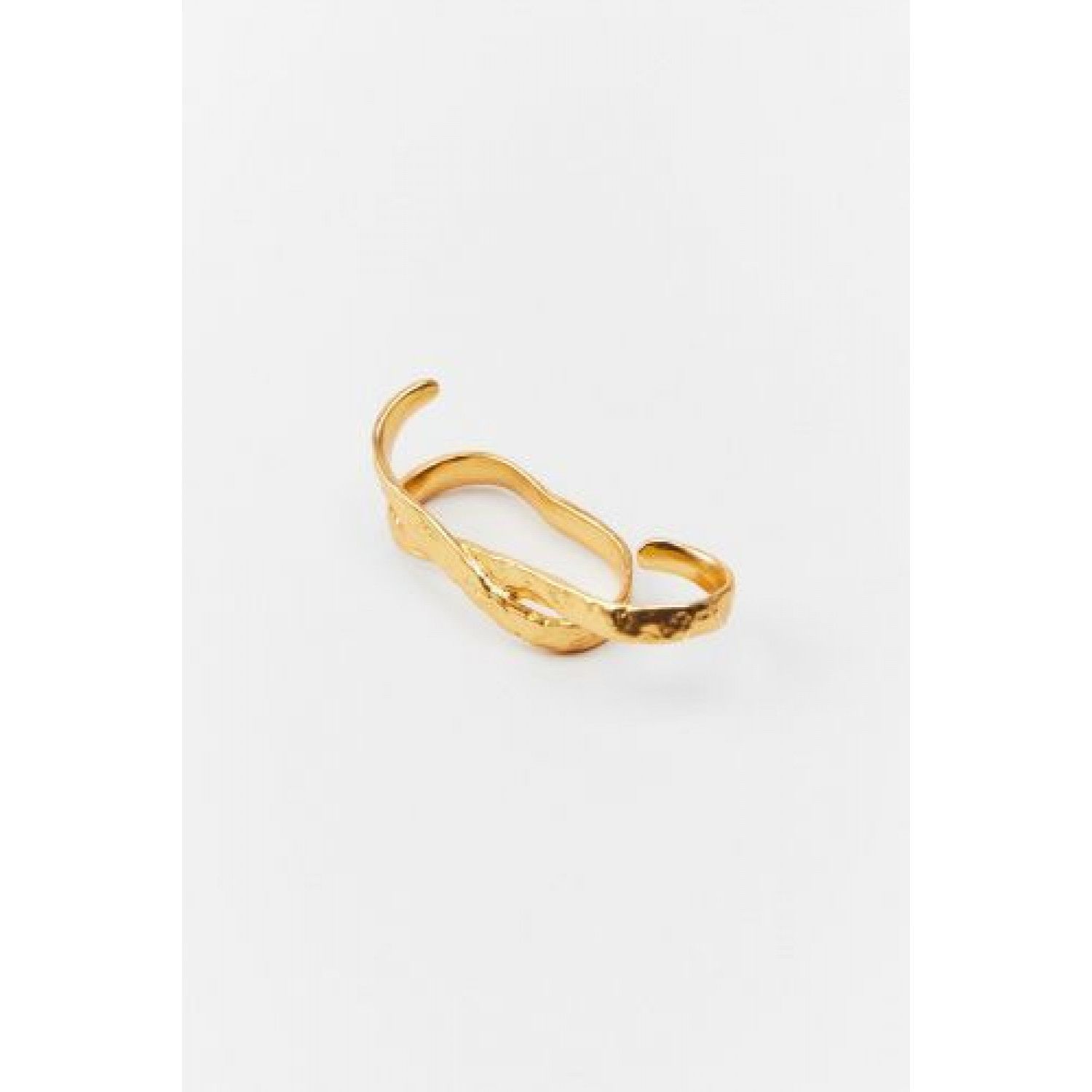 

TEXTURED TRIPLE RING