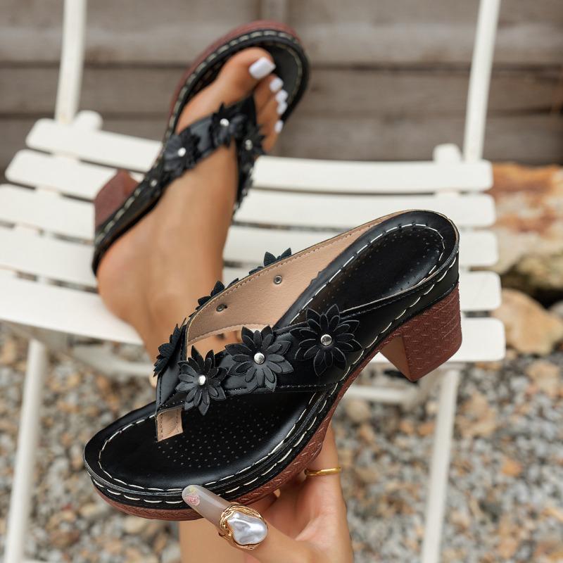 

Summer large size thick heel fish mouth toe slippers women s new casual flower high heel herringbone cool slippers 43 чёрный