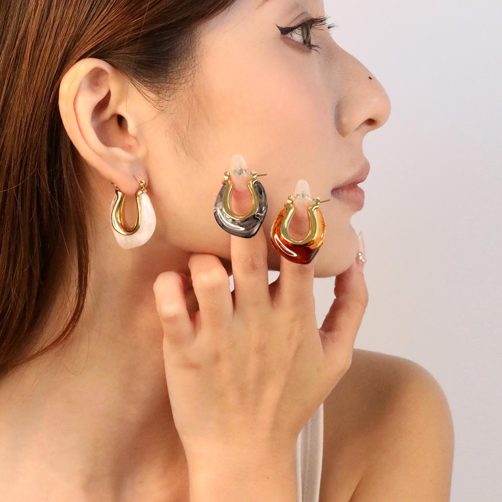 French Maillard Vintage Fashion U-shaped Resin Earrings Light Luxury High-end Stainless Steel Girls' Personalized Jewelry