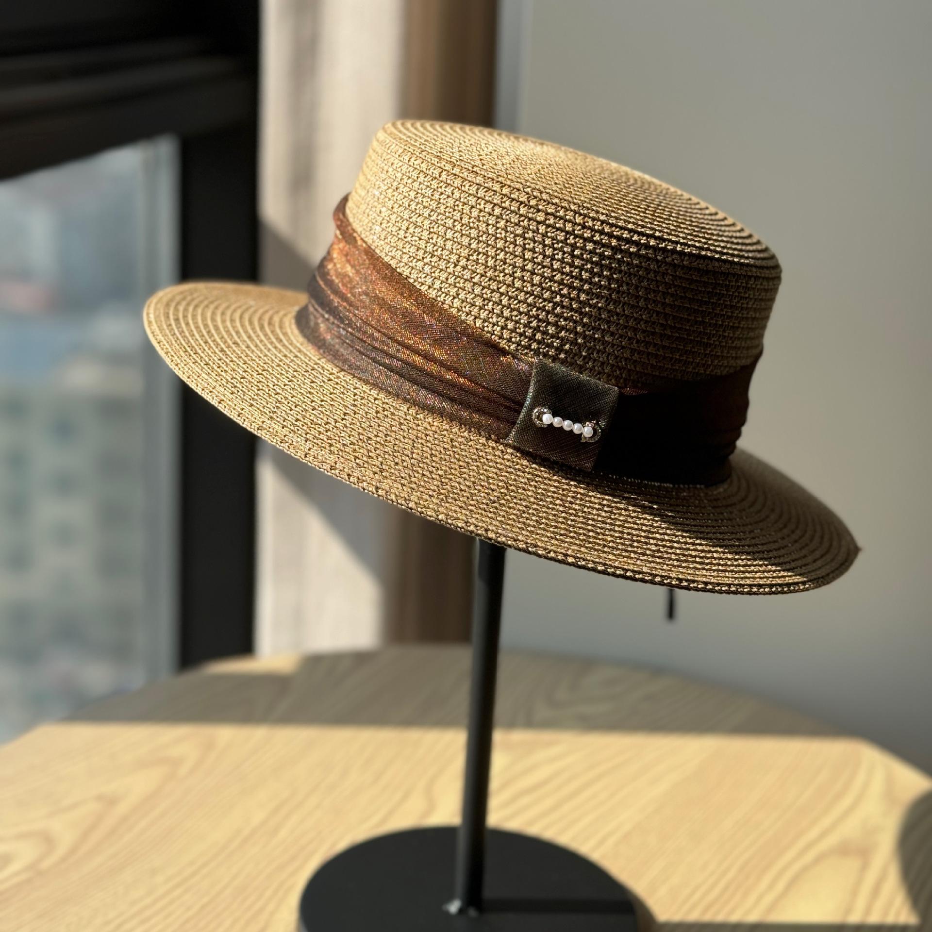 

Spring and summer French elegant pearl flat-top straw hat for women, British retro sun hat for seaside vacation and beach sun protection Adult54-60Adjustable хакі