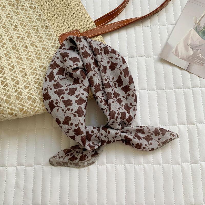 New temperament advanced sense neck cotton and linen silk scarf women's Korean lazy style versatile brown series small square scarf