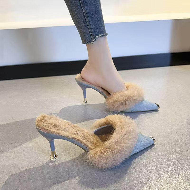 Elegant pointed slippers women's 2025 autumn and winter new Internet celebrity explosion soft bottom not tired feet small bag head slippers