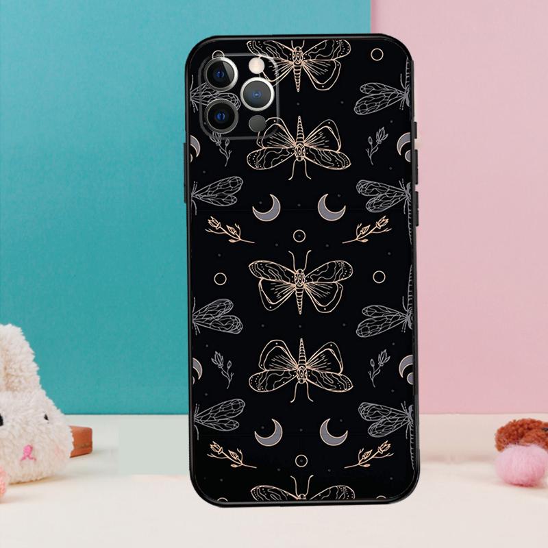 Skull Gothic Creepy Pastel Goth Phone Case For iPhone 16 15 14 13 12 11 Pro Max 12 13 mini XR 15 16 Plus 16e Cover Coque