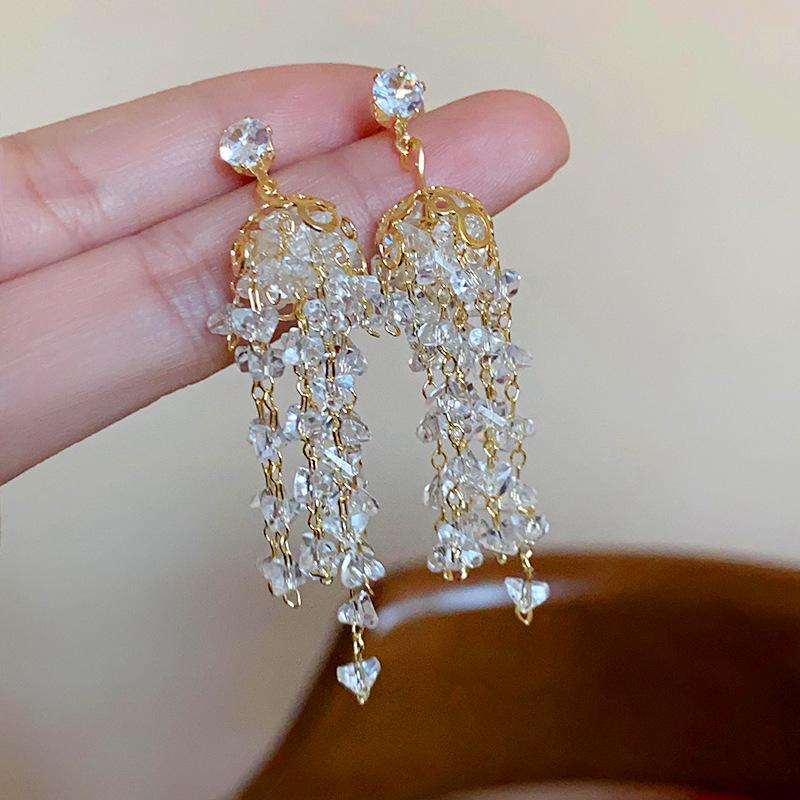 

Real gold electroplated silver needle zircon fringed earrings Korean light luxury high-end earrings, niche design earrings