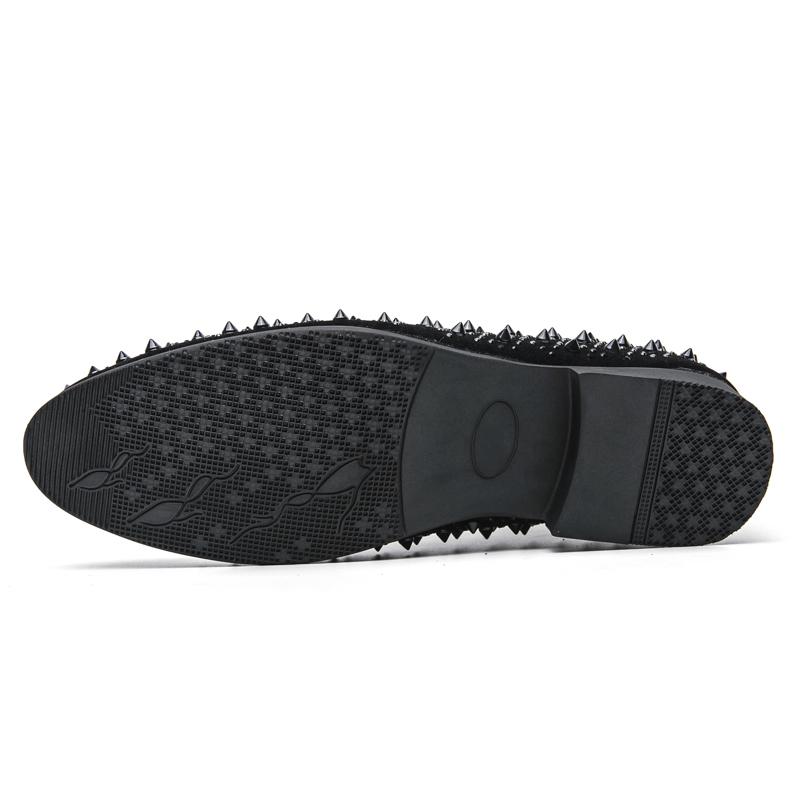 Black Pointed Rock Punk Rivet Leather Casual Shoes For Men New Trend Loafers Wedding Dress Homecoming Footwear Zapatos Hombre